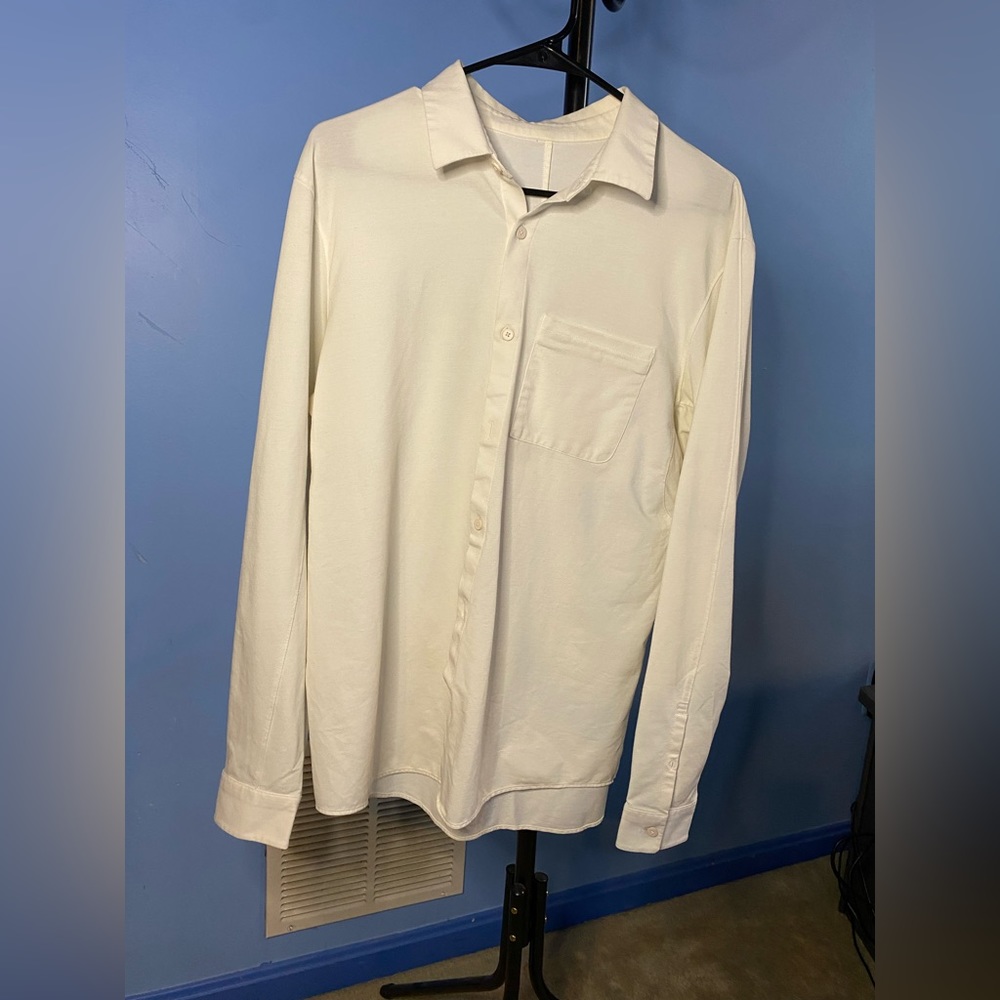 lululemon Commision Long sleeve buttondown